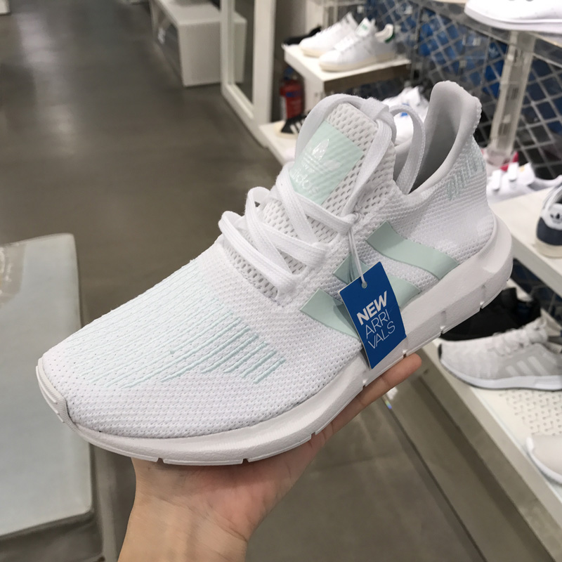 ���� CG4136_HK