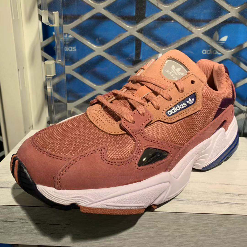 ���� D96700_HK