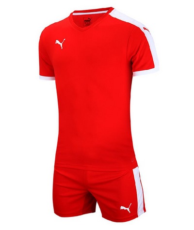 ���R 70310401,,